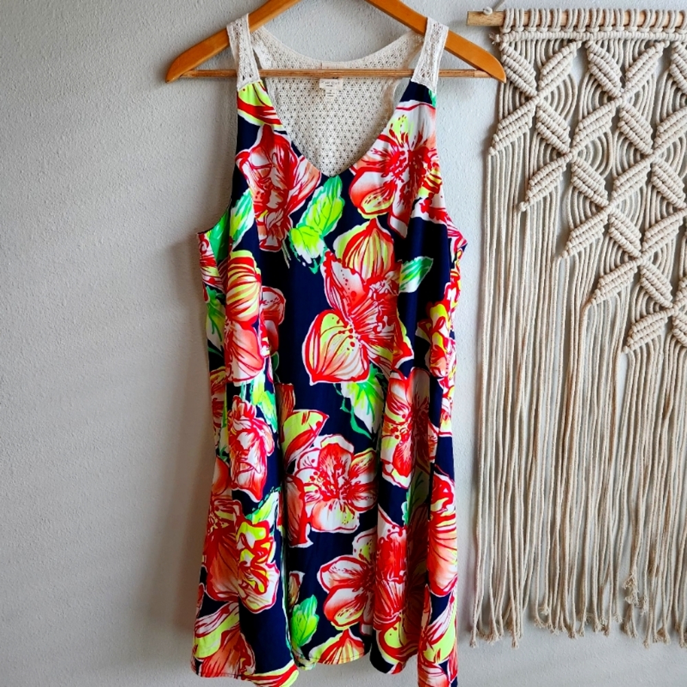 Pink Owl Tropical Floral Dress Medium Crochet Lace Back Navy Coral Sleeveless‎